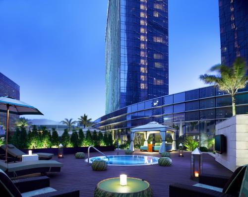 Indulge in Unparalleled Luxury: Your Gateway to Macau Awaits at Grand Hyatt Macau